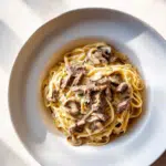 Spinach and Garlic Butter Beef Linguine